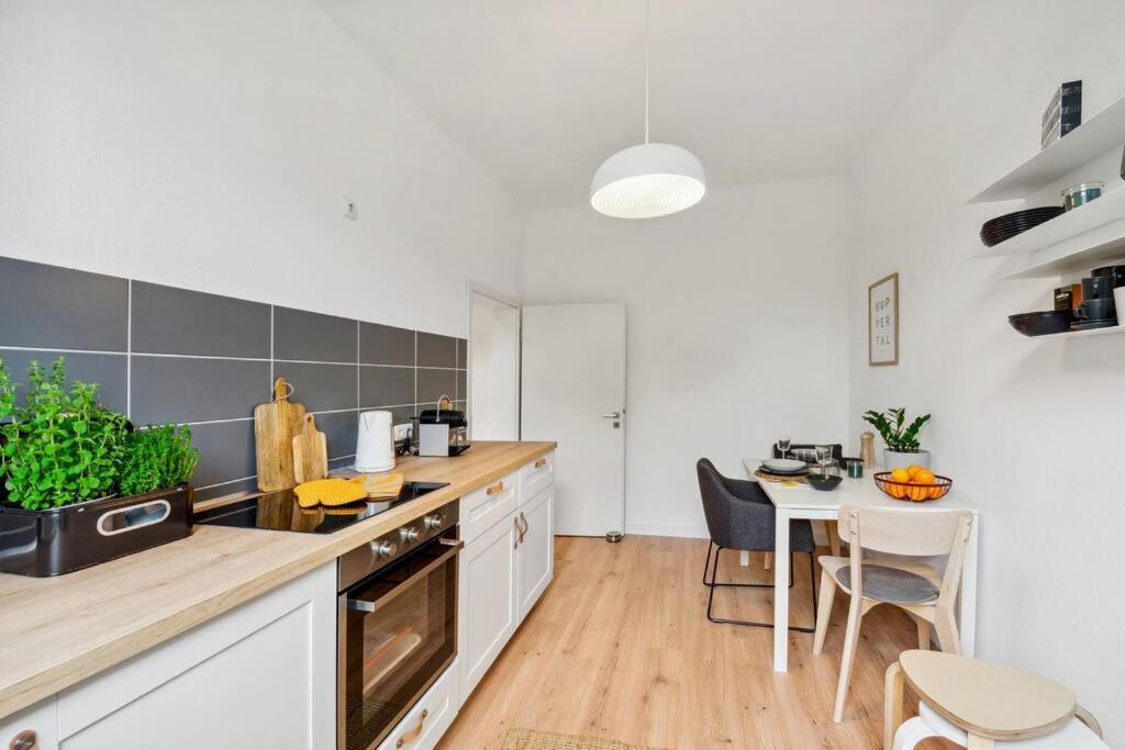 Ferienwohnung Wuppertaler Altbau-Traum Gutenberg - Naehe Dus & Dortmund & Koeln & Essen Exterior foto
